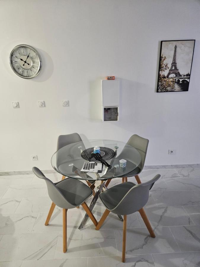 ベジエT2 Moderne, Calme Et Entierement Renove.アパートメント エクステリア 写真